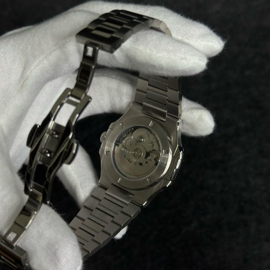 SEIKONAUTILUS TIFFANY BLUE MEN'S MOD WATCH