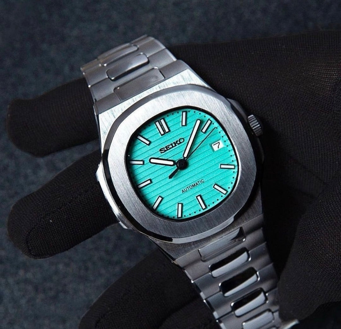 SEIKONAUTILUS TIFFANY BLUE MEN'S MOD WATCH
